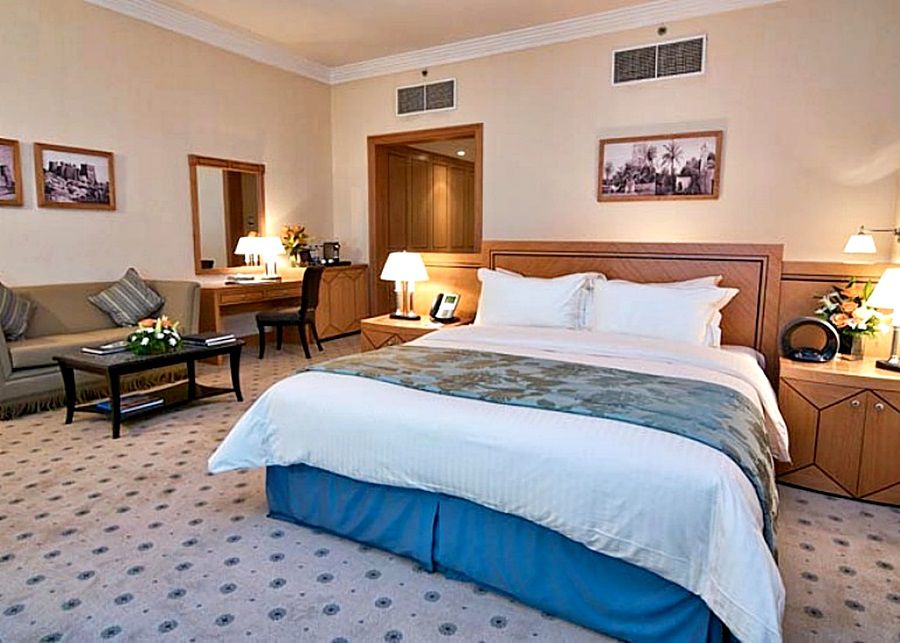 Wiseman Grand Hotel Doha Eksteriør bilde A room at the Grand Hyatt Hotel, Amman