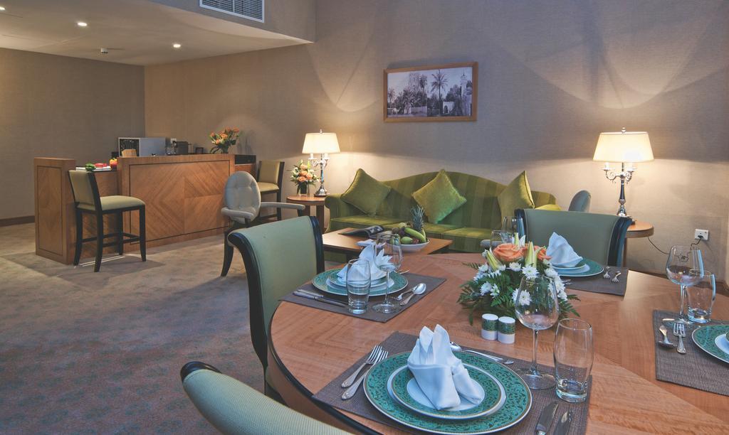 Wiseman Grand Hotel Doha Eksteriør bilde Suite